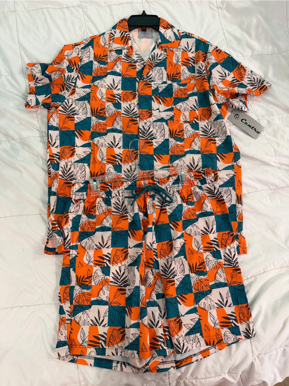 Men’s Tropical 2pc Set NWT Size L